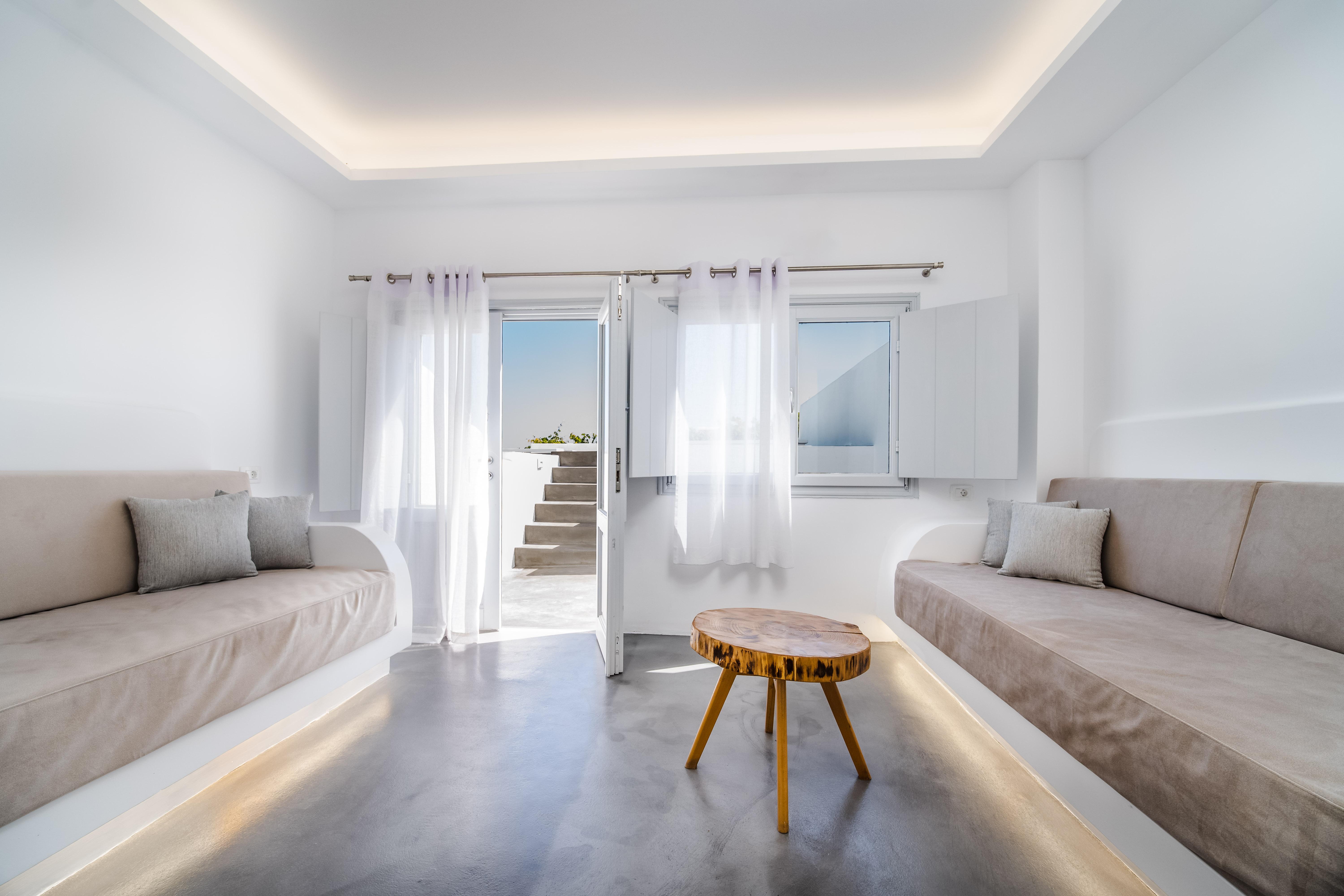 Serenita Luxury Suites Akrotírion Eksteriør billede
