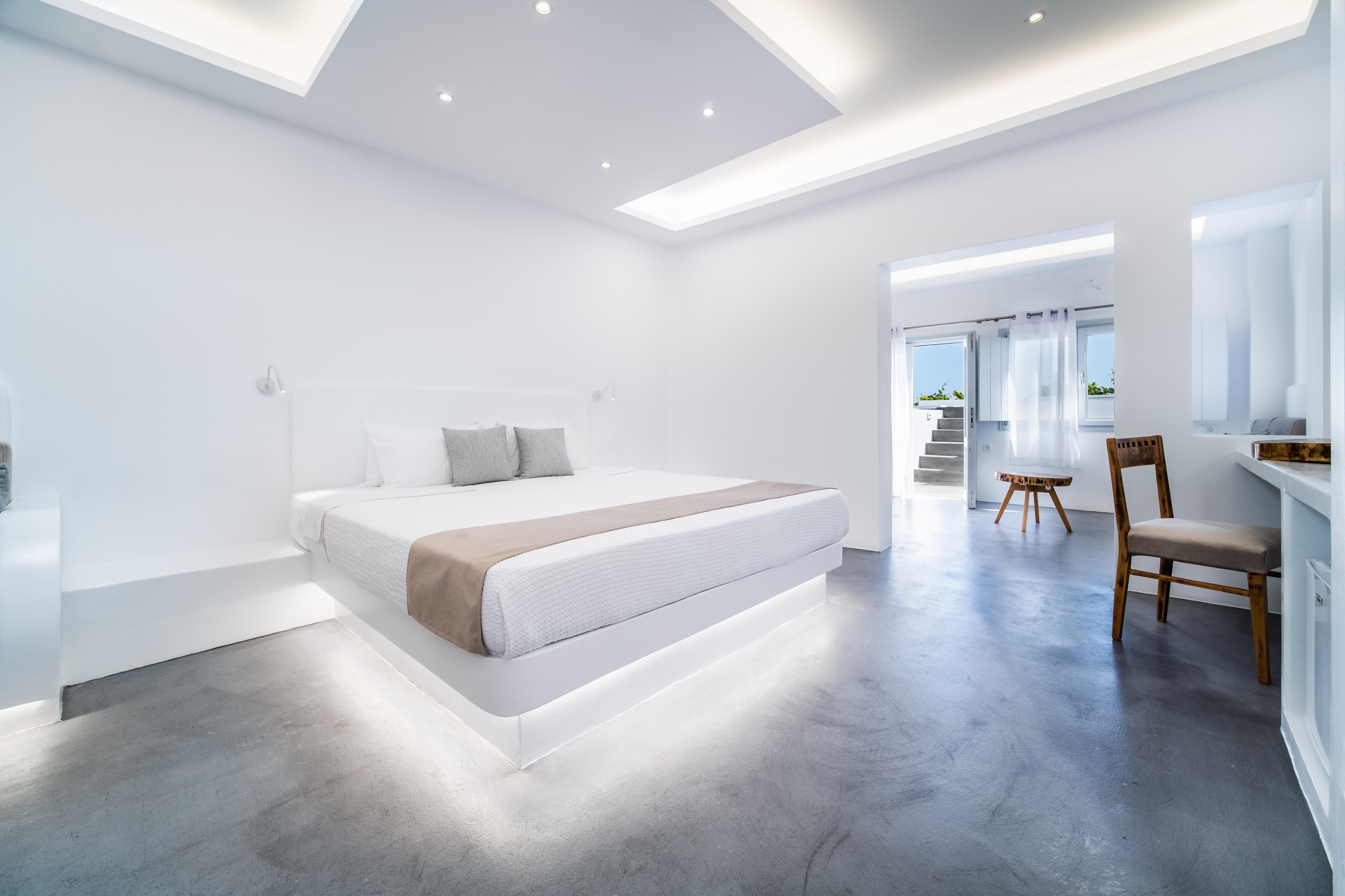 Serenita Luxury Suites Akrotírion Eksteriør billede