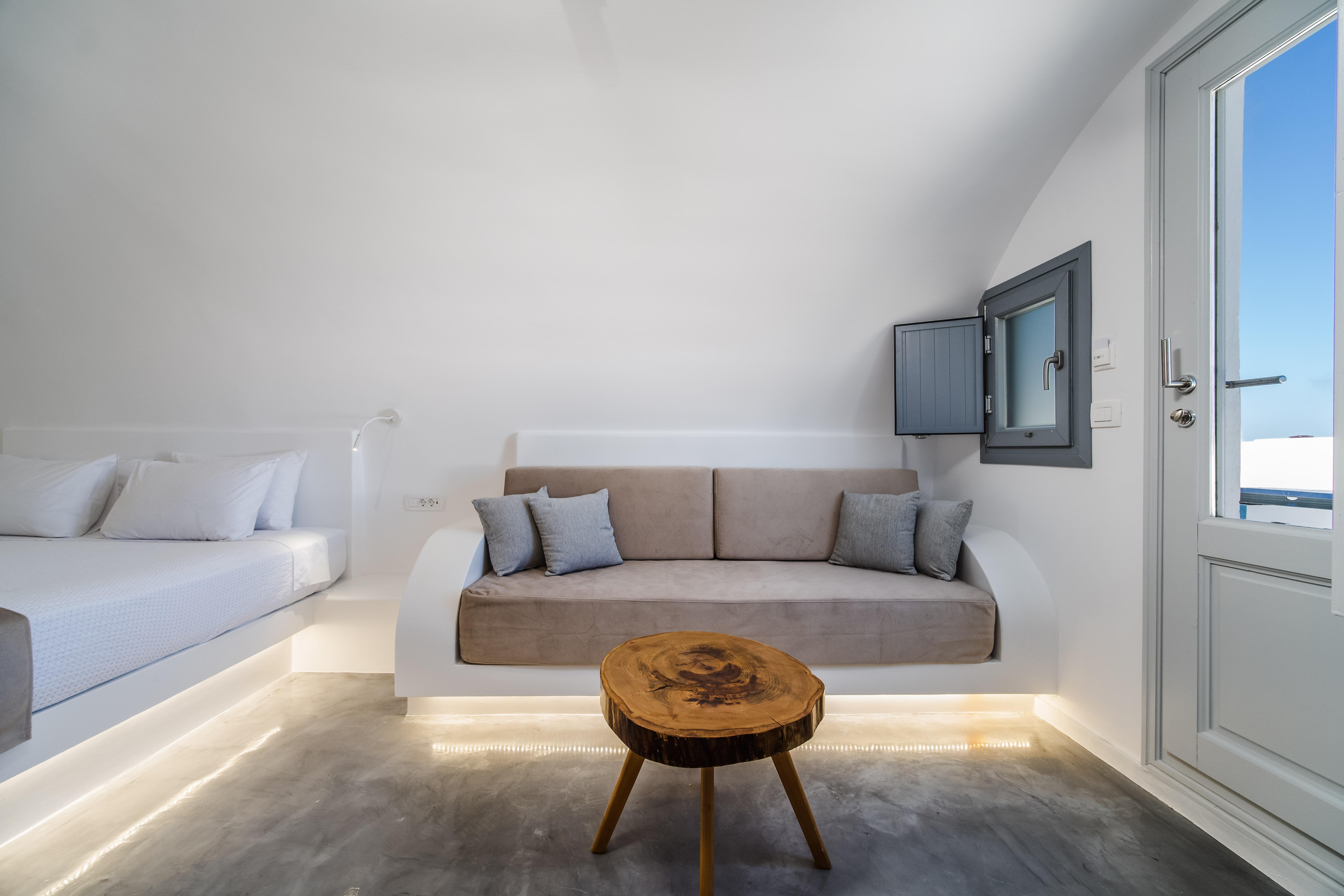 Serenita Luxury Suites Akrotírion Eksteriør billede